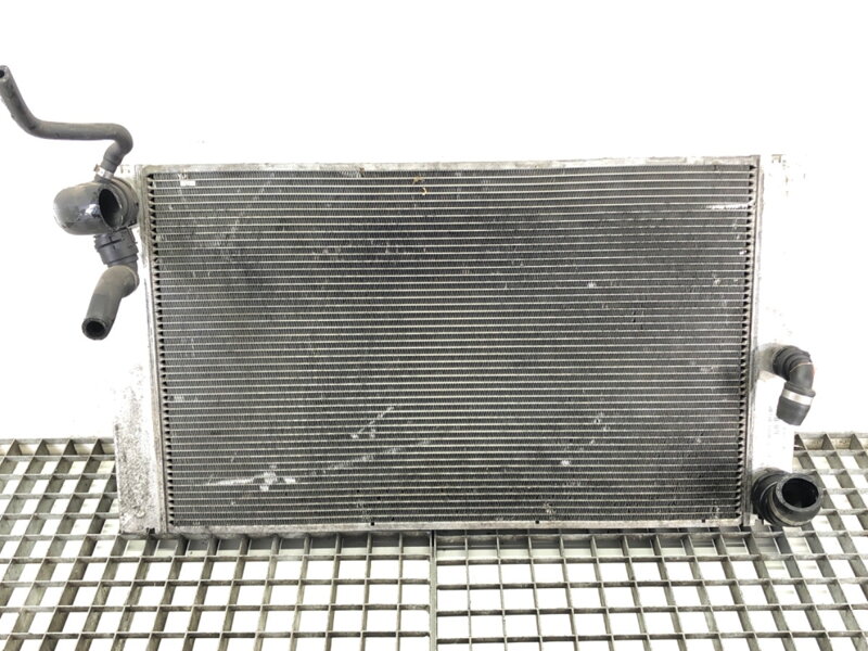 Chladič vody BMW 5 Touring (E61) 2004 - 2010 7795878