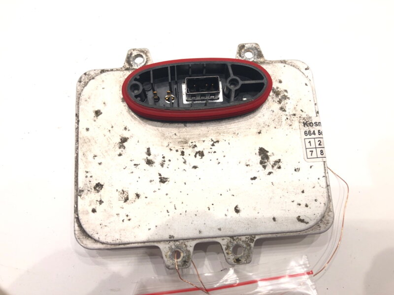 Řídicí jednotka xenon BMW 5 Touring (E61) 2004 - 2010 5DV009000-00