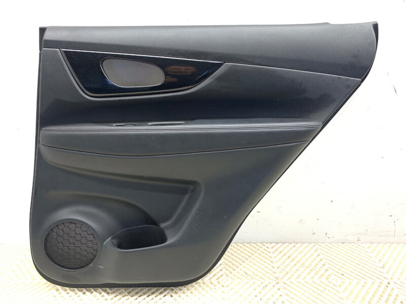 Tapecírung dveří pravý zadní Nissan X-trail III (T32_, T32R, T32RR) 2013 - 2022