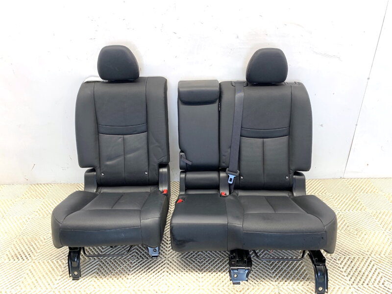 Lavice / sedačka druhý řada Nissan X-trail III (T32_, T32R, T32RR) 2013 - 2022