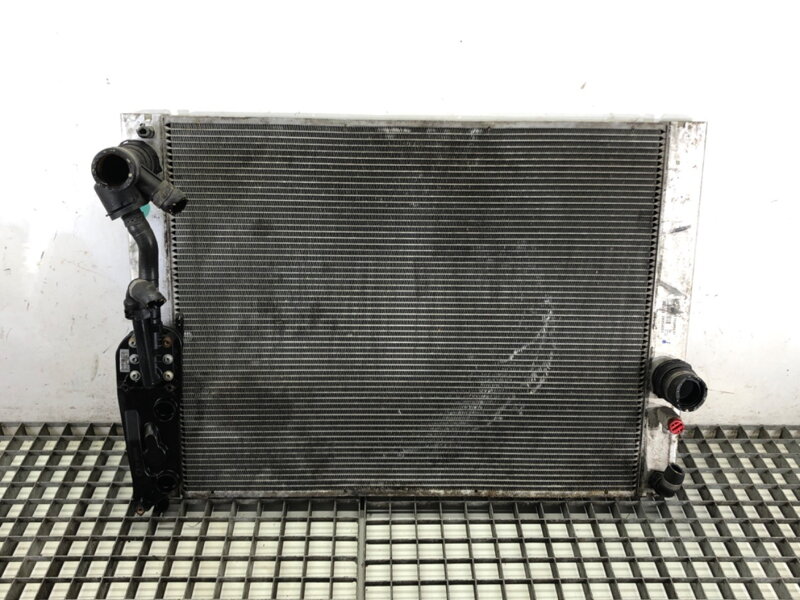 Chladič vody BMW 5 Touring (E61) 2004 - 2010 7534914