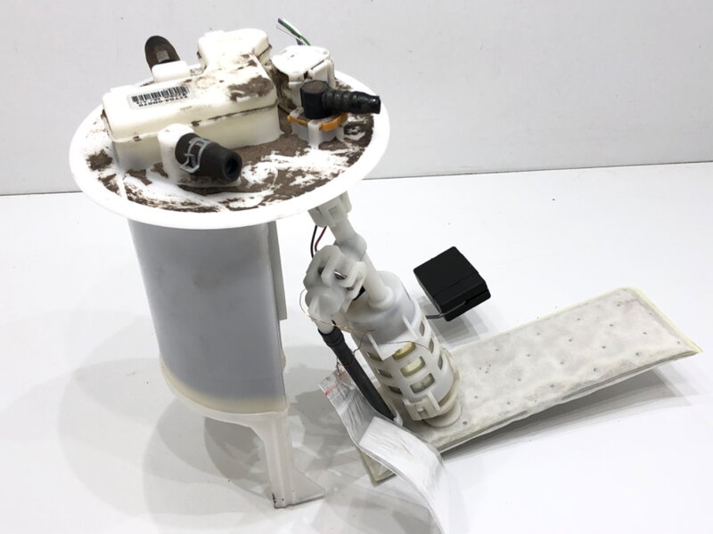 Palivové čerpadlo Toyota Yaris (_P13_) 2010 - 2022 77704-0D070