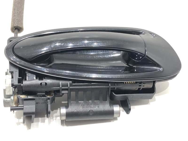 Klika vnější pravá přední Porsche Panamera (970) 2009 - 2017 97053706404