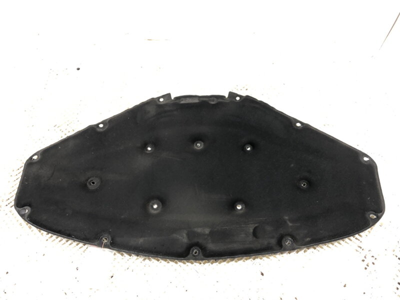 Odhlučnění kapoty BMW 3 (F30, F80) 2011 - 2018