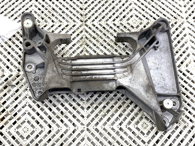 Držák převodovky převodů BMW 3 Touring (G21, G81) 2019 - 2022 9485331