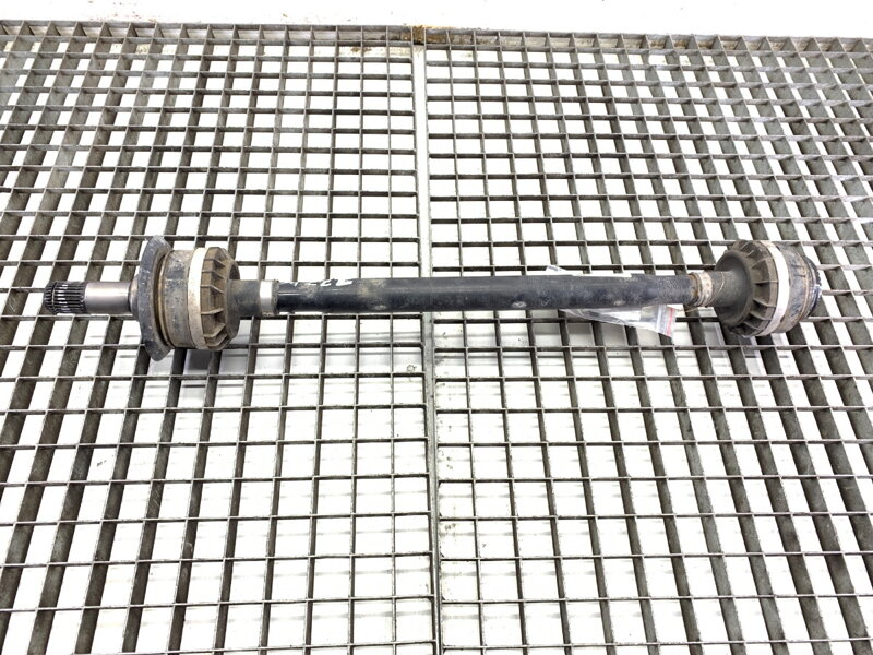 Poloosa levá zadní BMW 3 Touring (G21, G81) 2019 - 2022 8666073