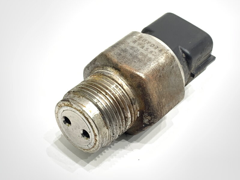 Čidlo tlaku paliva Toyota Avensis Kombi (_T25_) 2003 - 2008