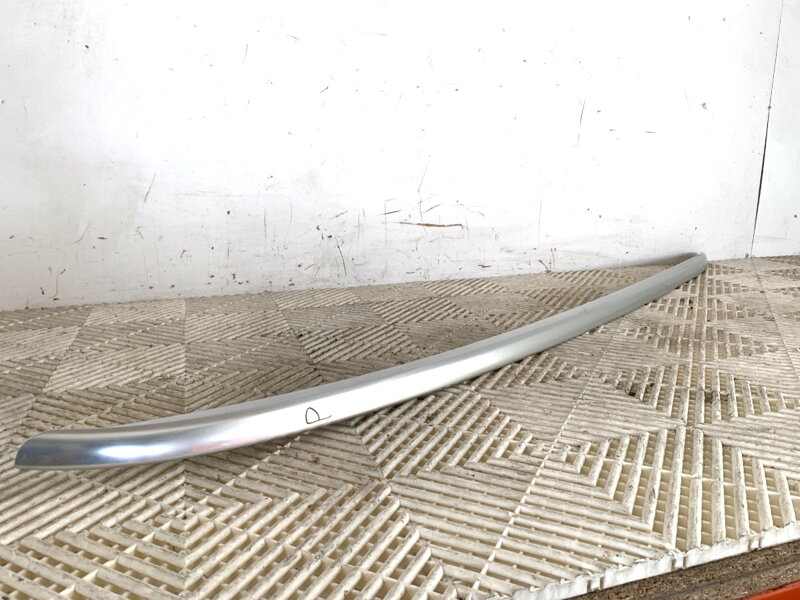 Střešní nosič / ližina střešní pravá Seat Leon (5F1) 2012 - 2022