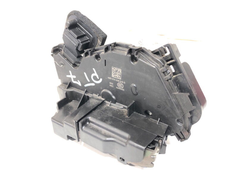 Zámek dveří pravý zadní Skoda Fabia III (NJ3) 2014 - 2022 5TA839016D