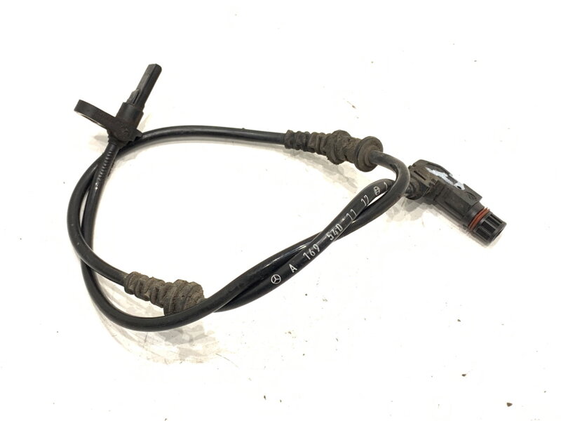 Čidlo pravý přední Mercedes-benz Class B Sports Tourer (W245) 2005 - 2011 A1695401117