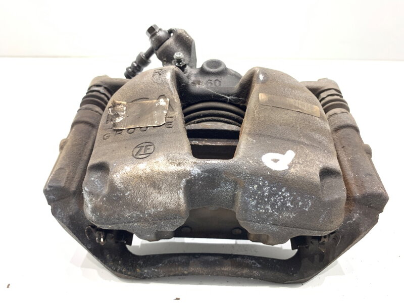 Brzdový třmen pravý přední Toyota Proace City 2019 - 2022