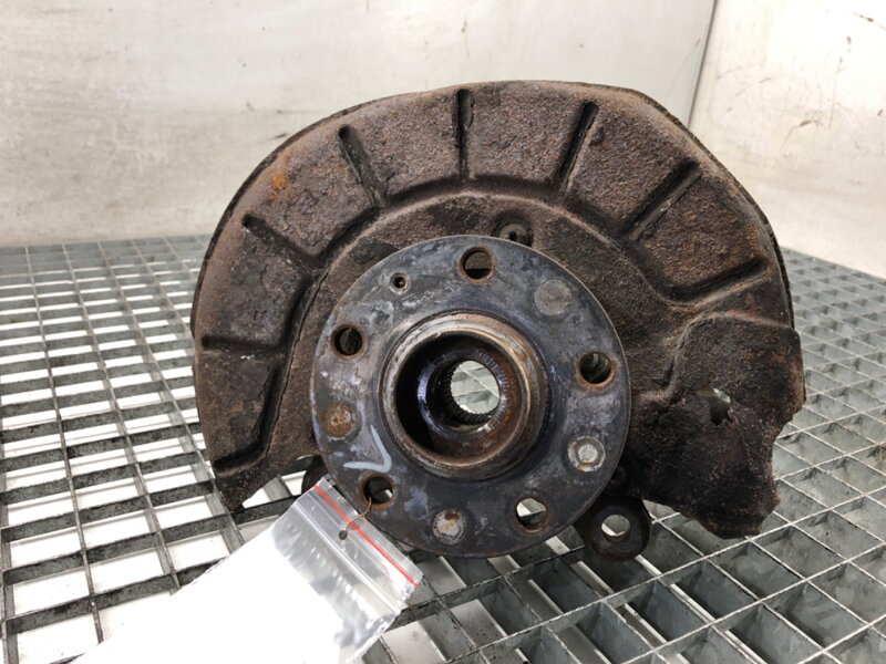 Otoč levá přední VW Touran (1T1, 1T2) 2003 - 2010