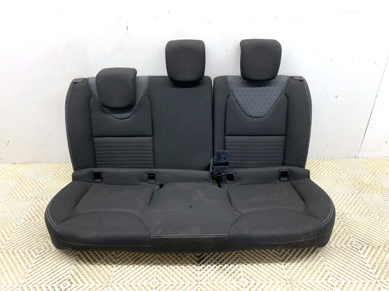 Lavice / sedačka druhý řada Renault Clio IV (BH_) 2012 - 2022