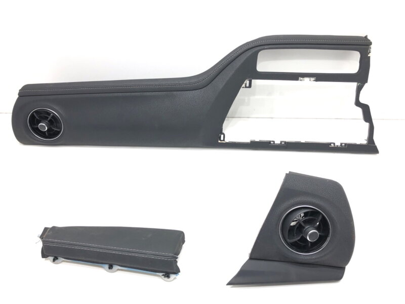 Lišty dekor Toyota Auris Kombi (_E18_) 2013 - 2018 55403-02270