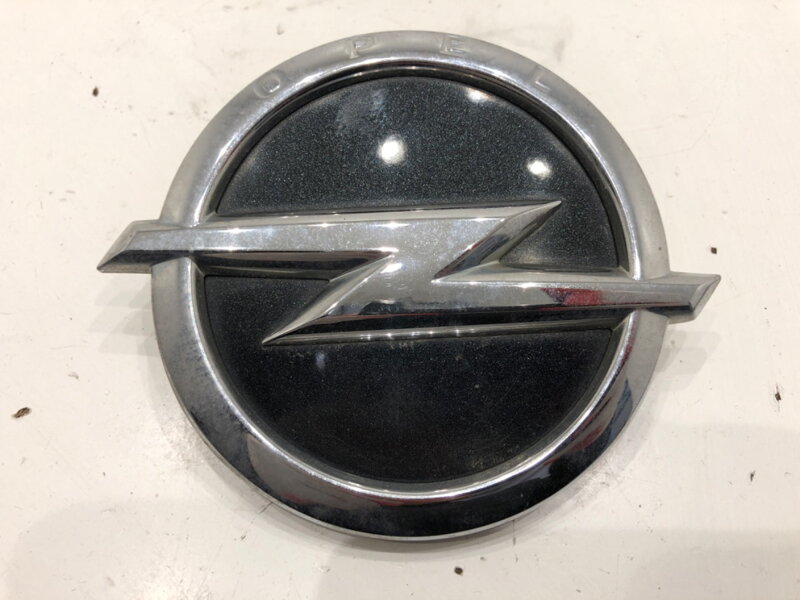 Klika víka kufru zadní Opel Astra J GTC 2011 - 2022