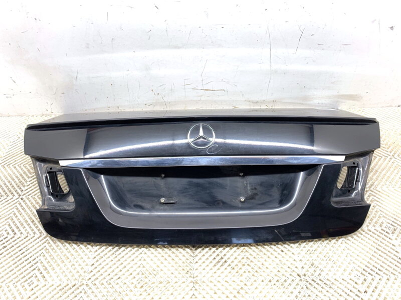 Víko kufru zadní Mercedes-benz Class E (W212) 2009 - 2016