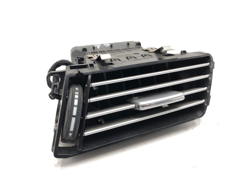 Mřížka ventilace pravá přední Mercedes-benz Class E (W212) 2009 - 2016 2128302754