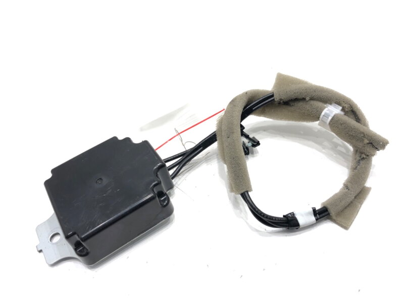 Modul řídicí jednotka Suzuki S-cross 2022 - 2022 3B32563T00