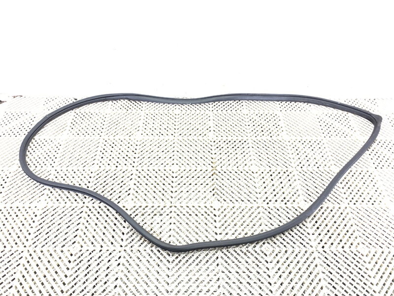 Těsnění dveří přední pravé Mazda CX-9 (TB) 2006 - 2022 48JS-Y02