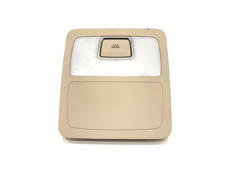 Stropní světlo Audi Q7 (4LB) 2006 - 2016 4L0947163