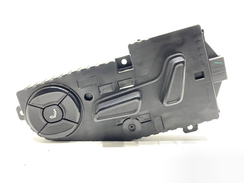 Přepínač sedadla levý Skoda Superb IV 2023 - 5QS959747C