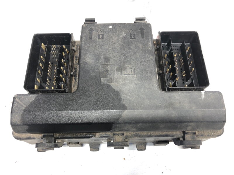 Pojistková skříňka Ford Mondeo V Sedan (CD) 2012 - 2022 DQ9T14A067VB