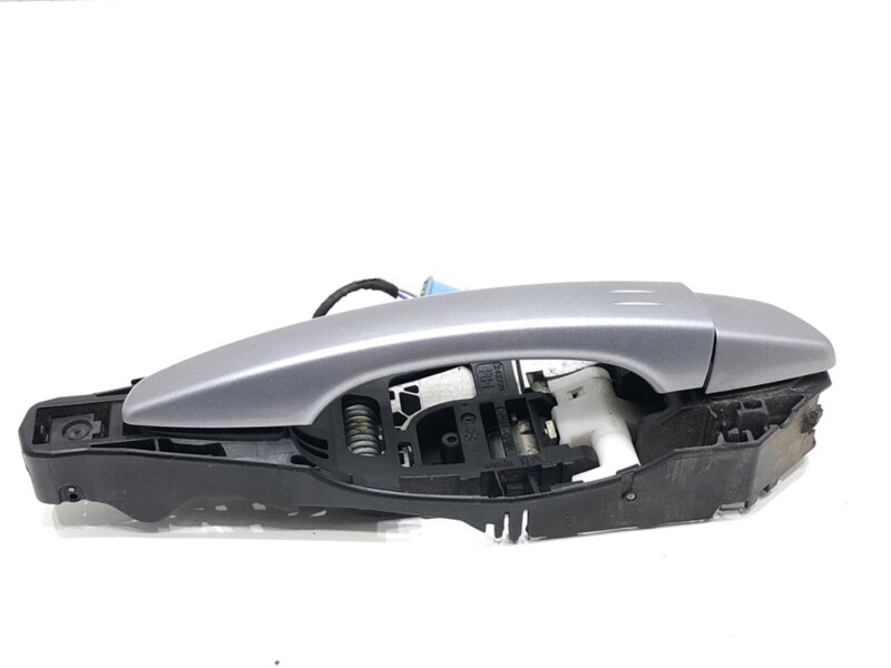 Klika vnější pravá přední Peugeot 3008 SUV (MC_, MR_, MJ_, M4_) 2016 - 2022