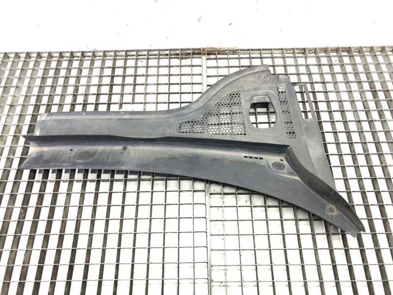 Torpédo pravé Skoda Superb IV 2023 - 3P0819402