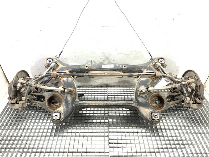 Výztuha zadní Mercedes-benz Class E (W212) 2009 - 2016 2123502205