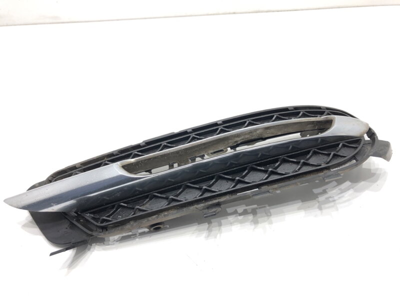 Mřížka nárazníku pravá přední Mercedes-benz Class E (W212) 2009 - 2016 2128851623