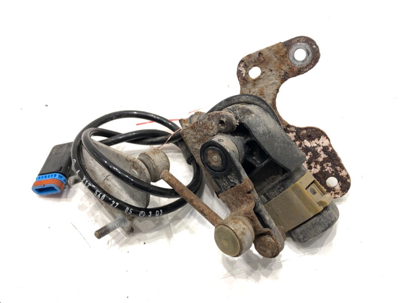 Čidlo náklonu xenon zadní pravý Mercedes-benz Class E (W212) 2009 - 2016 2125402705