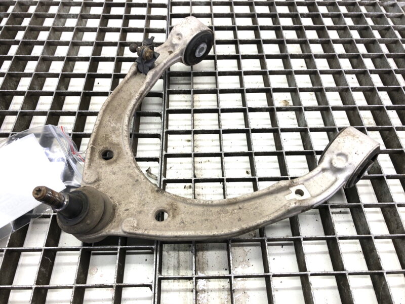 Rameno levé přední Audi Q7 (4LB) 2006 - 2016 K1953-08