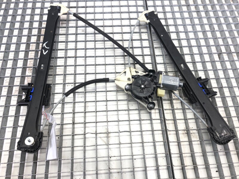 Stahovačka okna levá zadní Audi Q7 (4MB, 4MG) 2015 - 2022 4M0839461A