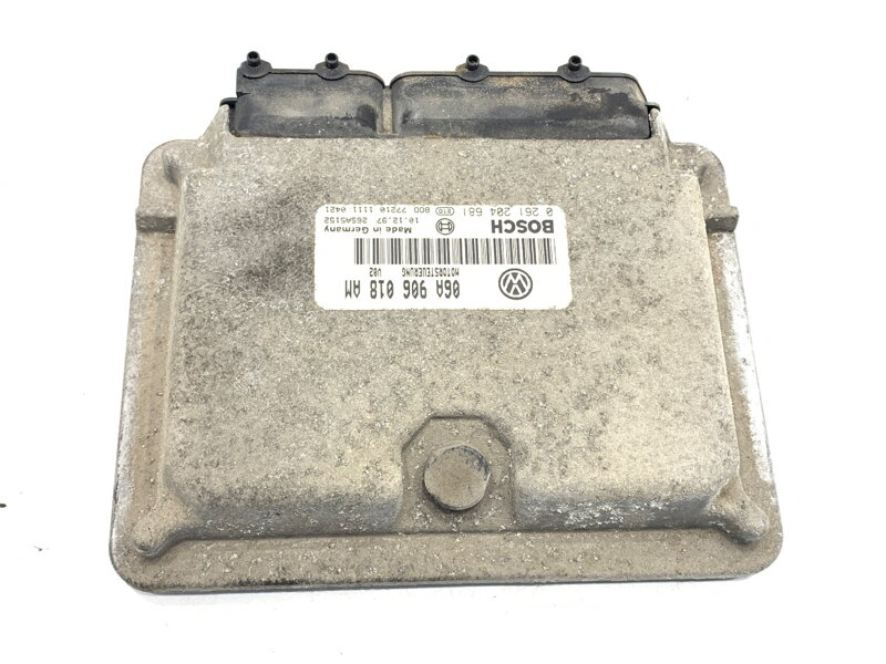 Řídicí jednotka motoru Skoda Octavia I (1U2) 1996 - 2010 06A906018AM