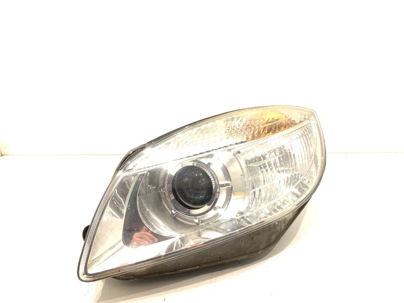 Světlo levé přední Skoda Roomster (5J7) 2006 - 2015