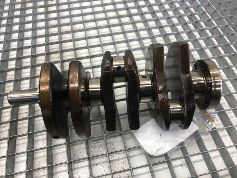 Hřídel klikový Skoda Roomster (5J7) 2006 - 2015 BMD