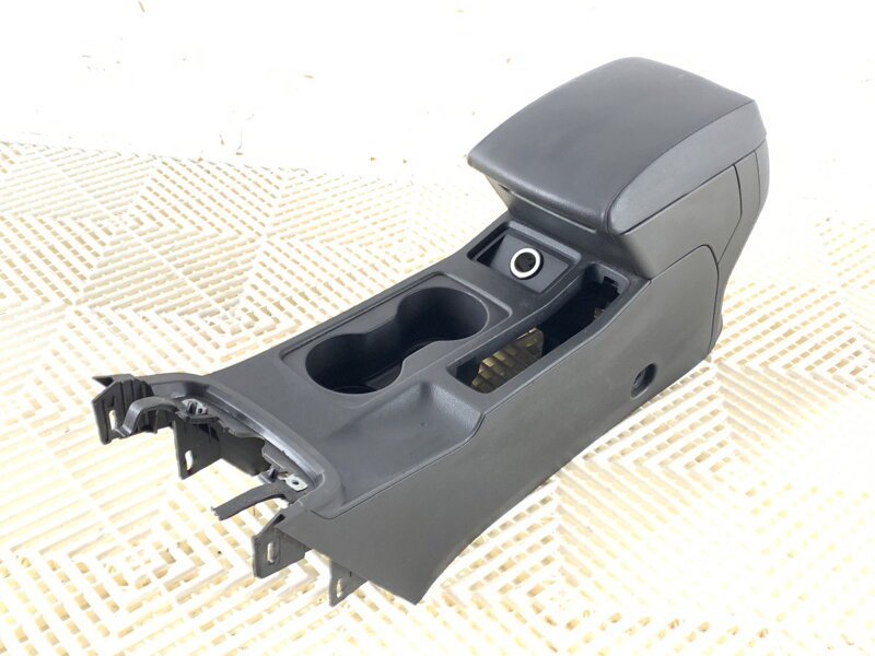 Tunel středový Seat Leon (5F1) 2012 - 2022