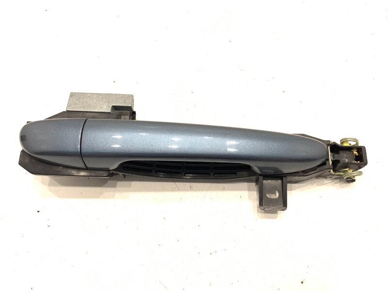 Klika vnější pravá přední Mazda 6 Kombi (GJ, GL) 2012 - 2022