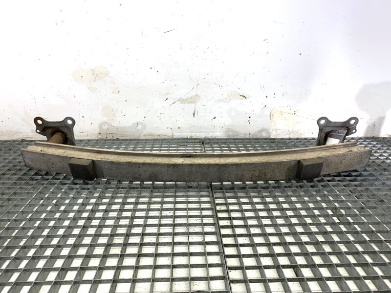 Výztuha nárazníku přední Audi A3 (8L1) 1996 - 2006 8L0807109F