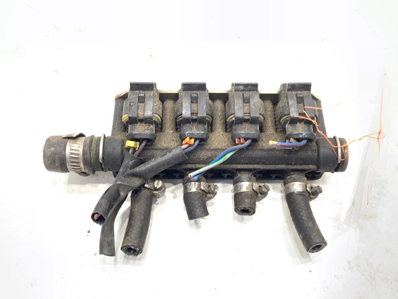 Vstřikovač LPG Toyota Avensis (_T25_) 2003 - 2008 67R-017064