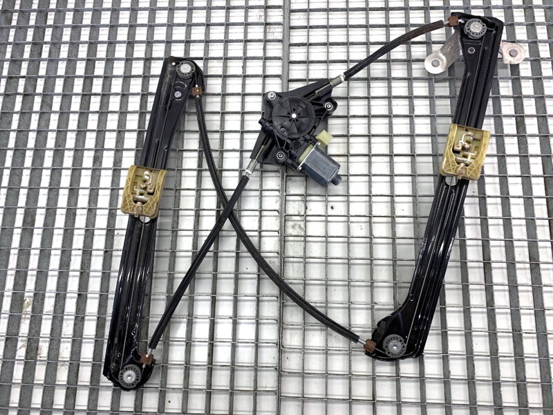 Stahovačka okna levá přední VW Golf VII (5G1, BQ1, BE1, BE2) 2012 - 2022 5G4837461G