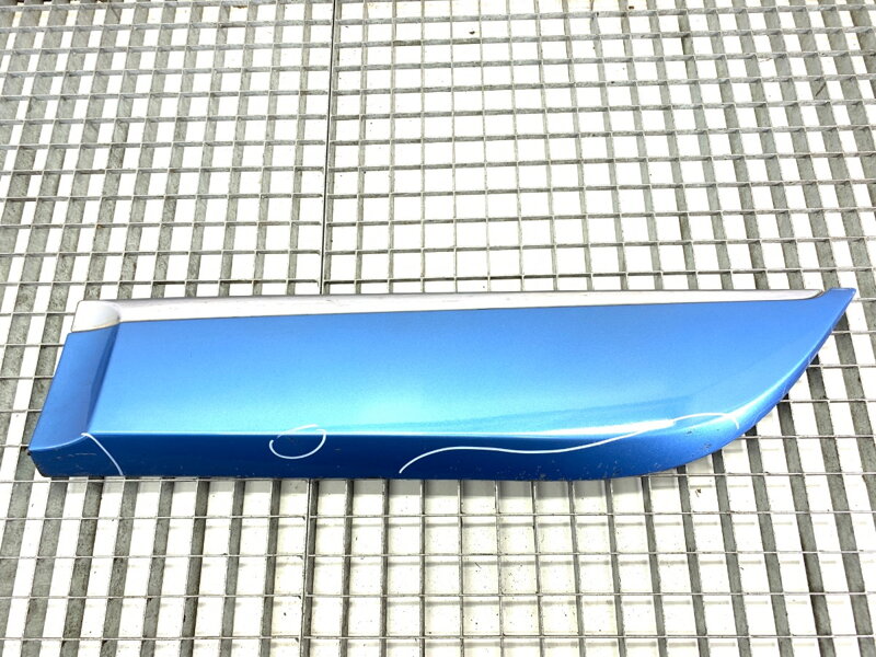 Lišta dveří levá zadní Renault Scénic III (JZ0/1_) 2008 - 2022 828772501R