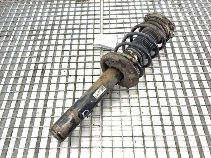 Tlumič pravý přední S pružinou VW Passat B6 Variant (3C5) 2005 - 2011 3C0413031AT