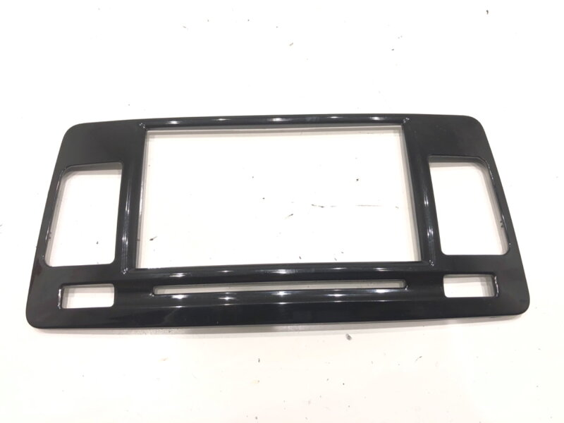 Rámeček rádia Skoda Superb II Kombi (3T5) 2009 - 2015 3T0035213A