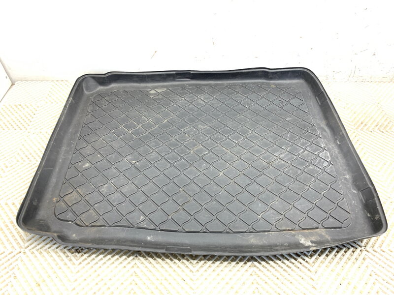 Koberec kufru pryžová BMW 6 Gran Coupe (F06) 2012 - 2018