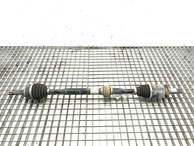 Poloosa pravá přední Toyota Corolla Kombi (_E21_) 2019 - 2022 EBJ92MBC381