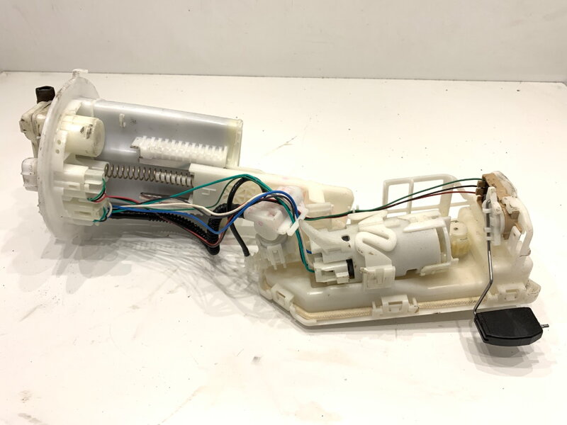 Palivové čerpadlo Toyota Corolla Kombi (_E21_) 2019 - 2022 77020-02C50