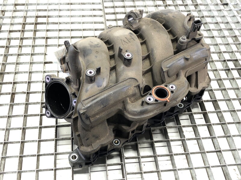 Sací potrubí Toyota Corolla Kombi (_E21_) 2019 - 2022