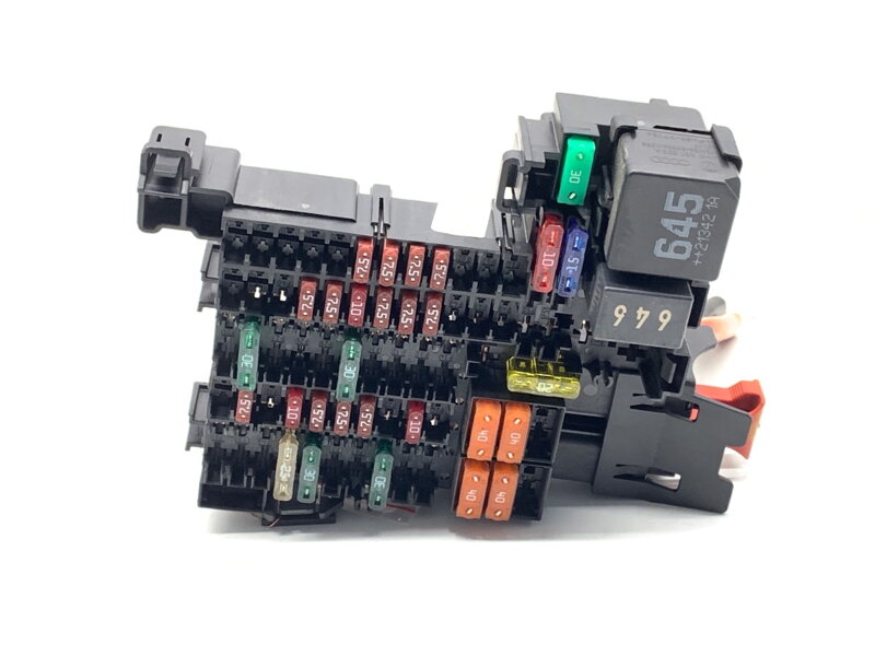 Pojistková skříňka Skoda Octavia IV Combi (NX5) 2019 - 2022 5WA937615