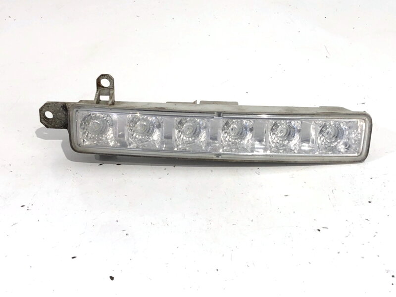 Světlo DRL (DENNÍ SVÍCENÍ) pravé přední Toyota Aygo (_B4_) 2014 - 2022 9815568380